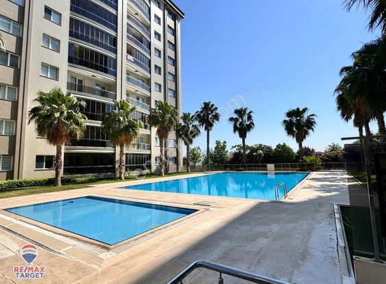 Remax Target'tan Prestij Evlerinde Manzaralı 3+1 Lüks Daire