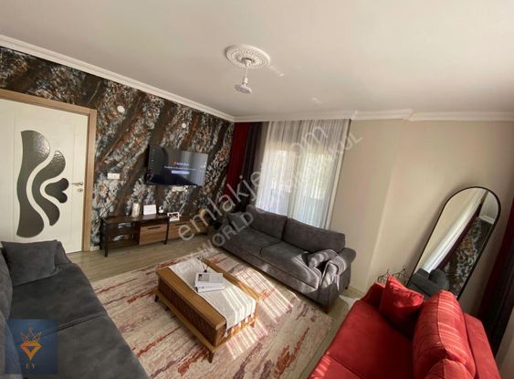 Kepez Varsak Aktoprak'da 2+1 Herşeyi Ayrı Kullanışlı Daire