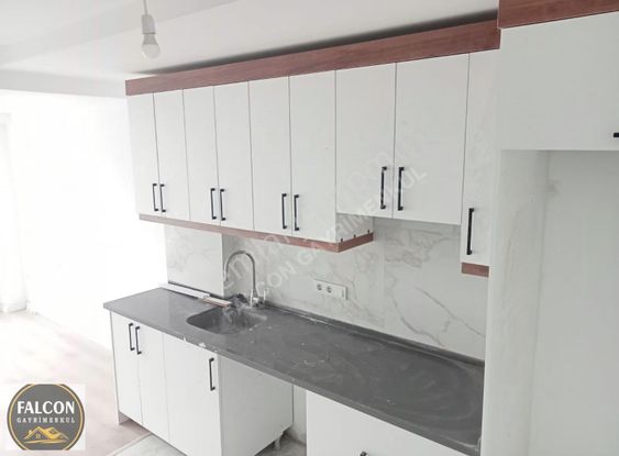 Falcon Dan Menteseoglu Mevkiinde Firsat 3+1