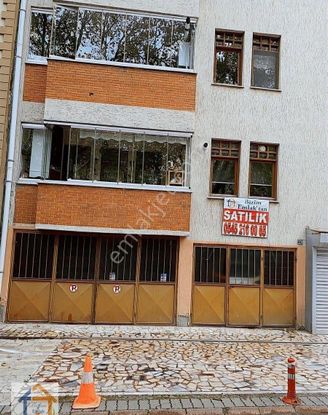 Bizim Emlaktan Olukbaşı Anadolu Hastanesı Yanı 160m2 3+1 Satılık