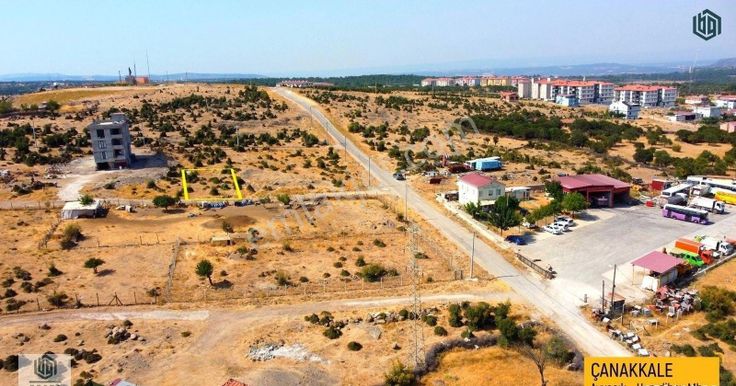 Ayvacık Hamdibey Mahallesinde Satılık 316 M2 %35 İmarlı Arsa