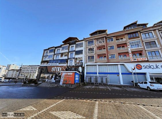 Miramar'dan Bağdat Caddesi Girişinde Kiralık 3+1 Daire