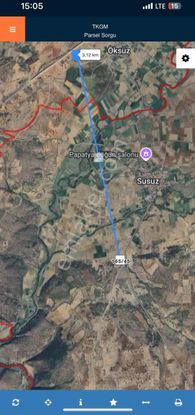 Banazda Uygun Susuzda Anayola 3 Km. Yolasıfır Tarla