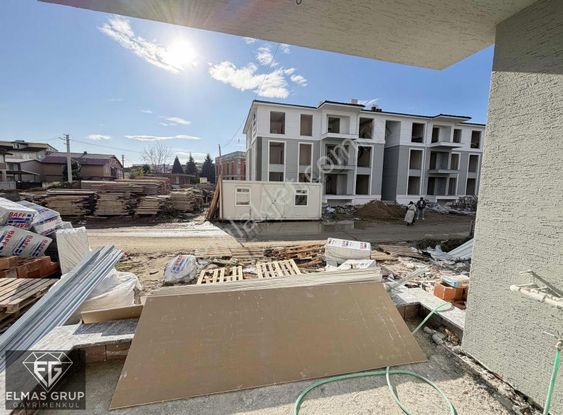 Sakarya Güneşler Mah De Satılık Lüks 2+1 Daire!!!