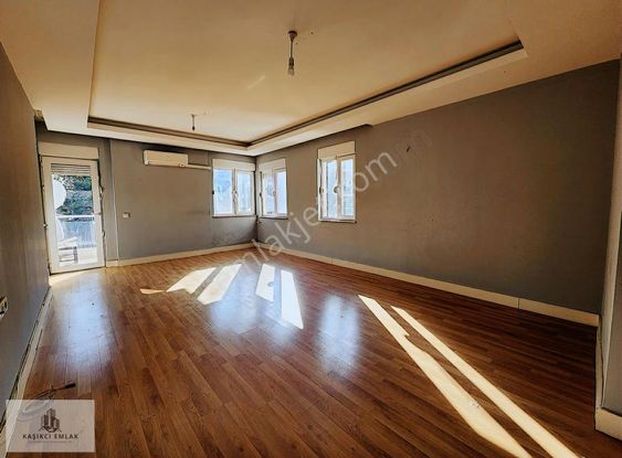 Liman Mah. Ayrı Mutfaklı Geniş Daire Arayanlara Satılık 3+1