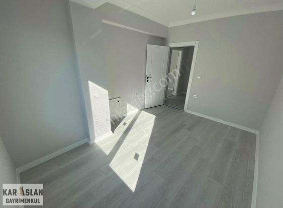 Çiftlik Mah Anayola 3 Dk Satılık 3+1 Çatı Dublex Daire