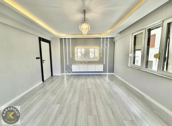 ▓karabuluttan▓altınkum'un Kalbinde & Denize 100mt Ön Cephe 2+1