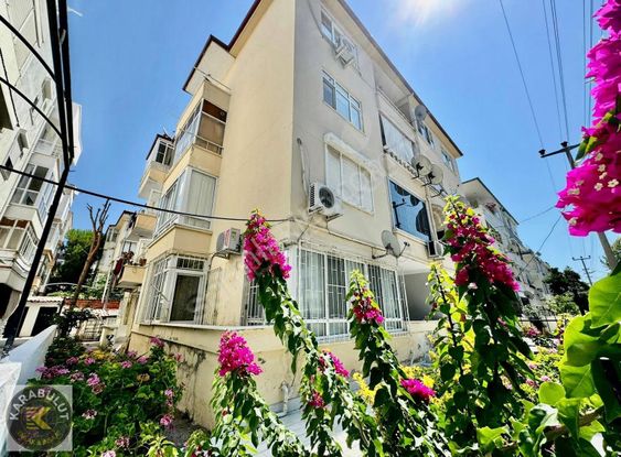 ▓karabuluttan▓akçay Merkez'de Denize 300mt & Ayrı Mutfak 2+1