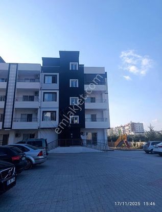 Asaf Emlak'tan Göksu Mahallesi'nde Site İçerisinde Satılık Daire