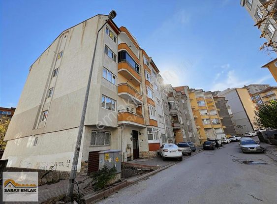 Saray Emlaktan Satılık Bor Caddesi Civarı 3+1 Geniş Dublex Daire
