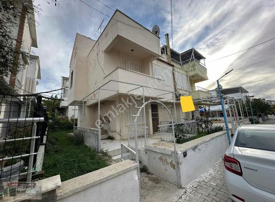 Didimde 4+1 Site İçinde Denize Yakın Bahçeli Villa