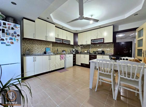 1.yapı'dan Bağbaşı Yeniyol Üstü Adli Tıp Mevki 4+1 Arakat