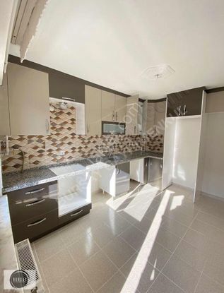 Panayır'da Ferah Ve Aydınlık Kiralık 3+1 Daire