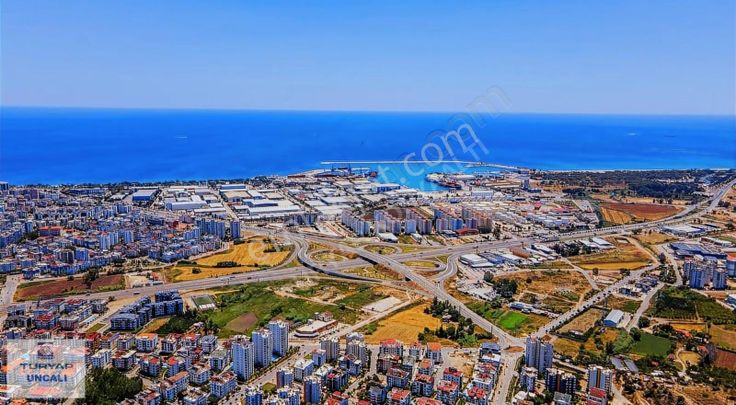 Konyaaltı Hurma'da Hvz. Güv. Sitede Eşyalı Satılık 2+1 Daire