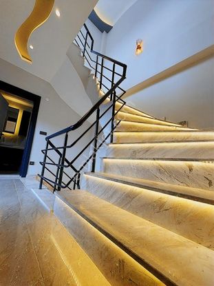 Güre'de,plaja 200m, Özel Tasarımlı 3+1 Muhteşem Lüks Villa