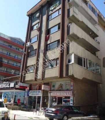 Çankaya Sağlık Mahallesi Marmara Sokak 2+1 Kombişi Asansörlü Otoparklı Kiralık Ofis