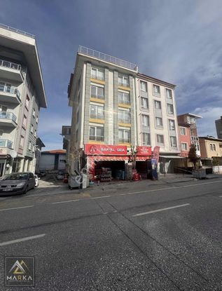 Marka'dan Atakent Cadde Üzeri 1+1 Kiralık Daire
