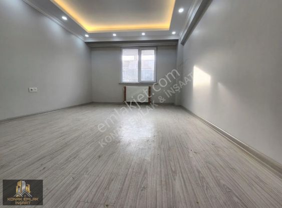 Satılık 2+1 Ön Cephe Kot 1 Daire