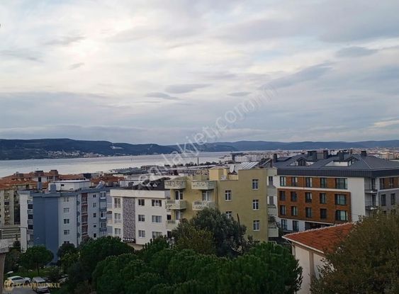 Çanakkale Merkez Beldemiz Sitesinde Satılık 3+1 Fırsat Daire