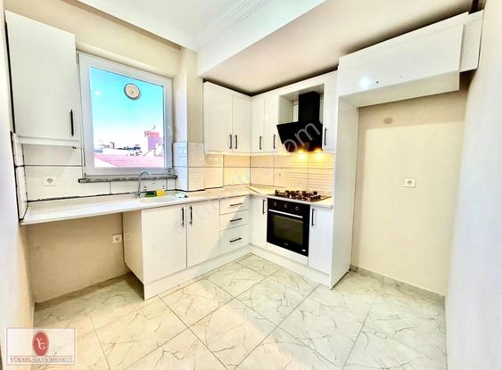 Yetkisi Yüksel'den Ayrı Mutfak Arakat Doğalgazlı Geniş 2+1 Daire