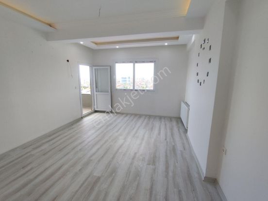 Sarıçam Belediyesi'nin Yakınında Satılık İskanlı 3+1 Full Daire!