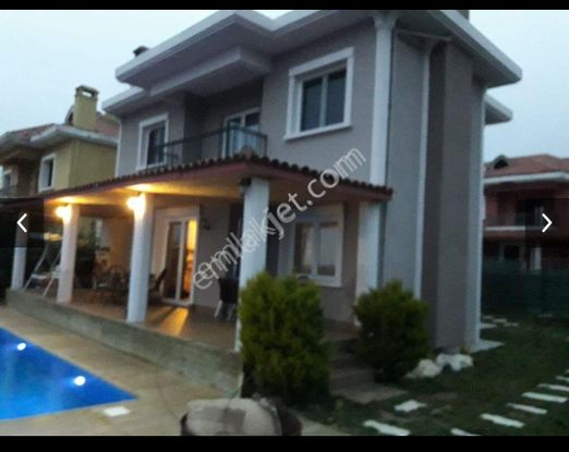 Silivri Ortaköyde Satılık Yazlık