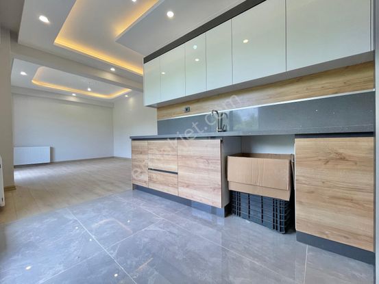 Berkay Demirel'den Akçayda Ön Cephe Ebeveyn Banyolu Sıfır 2+1