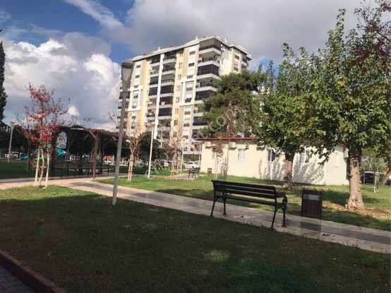 Antalya Konyaaltı Mollayusuf Mah Havuz Kapalı Otopark Doğalgaz Kılima 2+1 Ayrı Mutfak Kiralık
