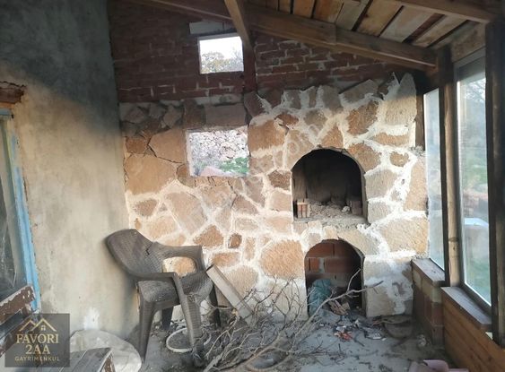 Bergama İsmailli Mah Satılık Ev Ve Tarla