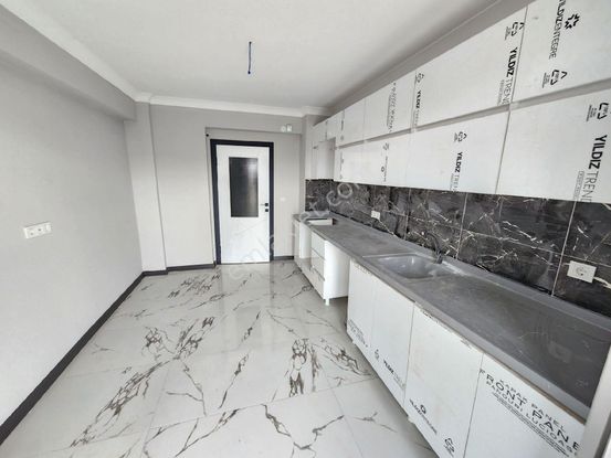 Karapürcekte 5. Kat Konumunda 1. Kat 3+1 Satılık Sıfır Dairee