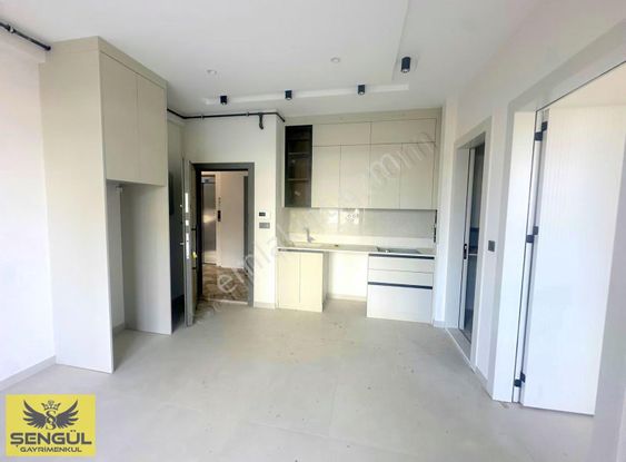 Bölge Hast.yanı Satılık Ofis Ve Mesken Kullanımına Uygun Apart