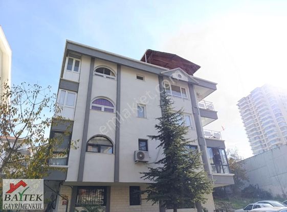 Aşağı Öveçler'de 4. Cadde Yakını, Otoparklı, Teraslı 5+1 Ofis