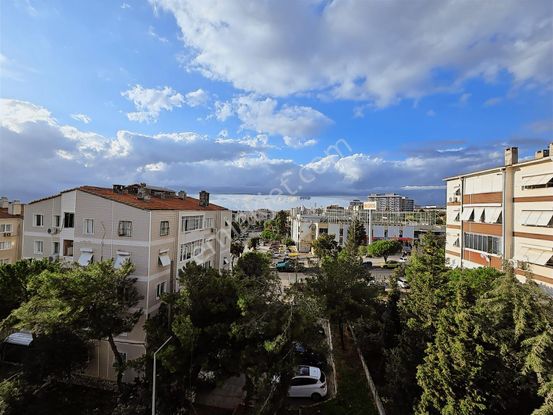 Buca Çağdaş'ta 85 M² Net, Doğalgazlı, 2+1 Kiralık Daire