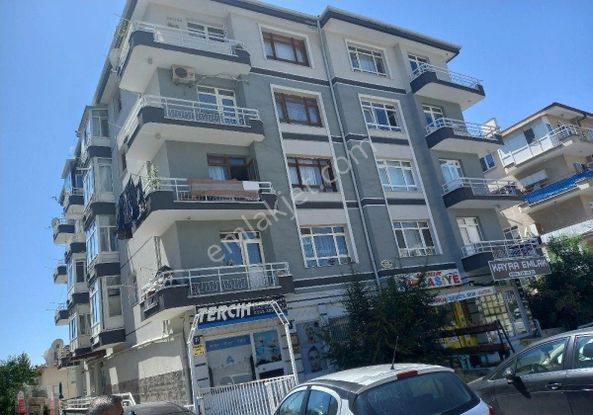 Satılık Ön Cephe Yapılı