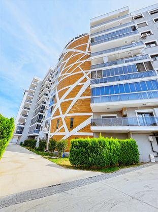 Menemen Egekent-2'de Havuzlu Site İçerisinde Kiralık 3+1 Daire