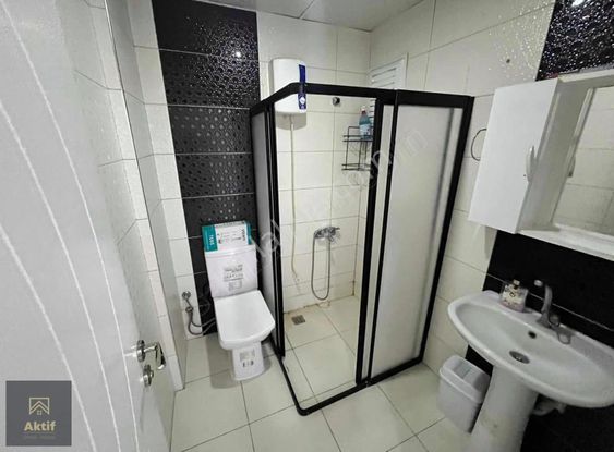 Dünyagöz Hastanesine Yakın Cadde Üstü Kata Tek Daire Asansörlü