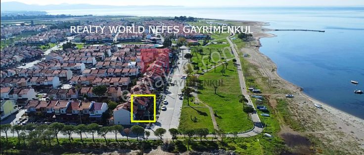 Rw Nefes'ten; Muhteşem Konumda, Denize Sıfır, Eşyalı Villa