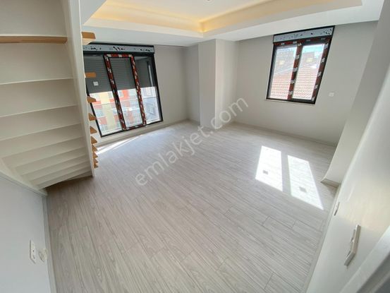 Focus'tan Marmaraya 5 Bağdat Caddesine 1 Dk,deniz Manzaralı, 4+2