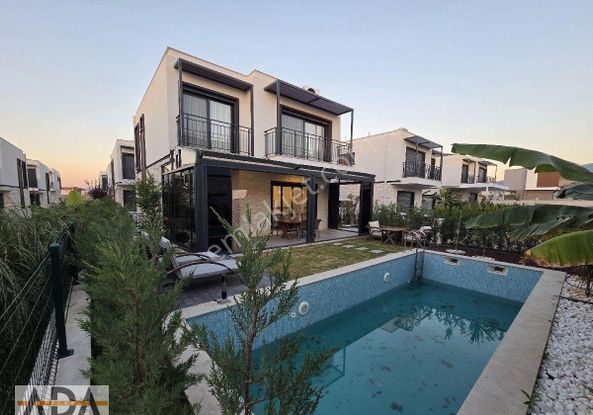 Kuşadası Güzelçamlıda Müstakil Havuzlu Lux Villa