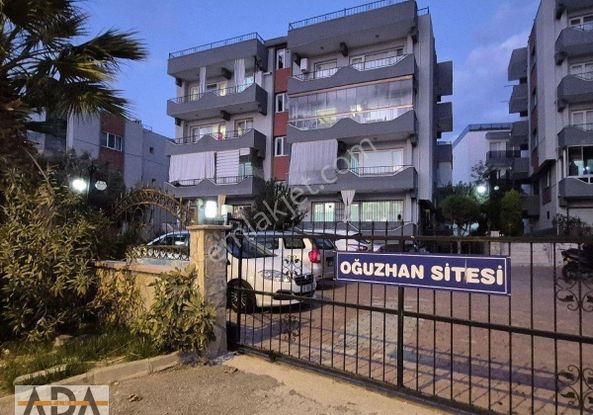 Kuşadası Ege Mahallesinde Satılık Fırsat Masrafsız 3+1 Daire