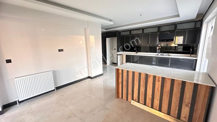 Yeniçimşit Mh 4,5+1 Ütü Odalı - Kilerli - E.banyolu - G.odalı Kaçırılmayacak Daire!!!!!!!!!!!!!!!!!