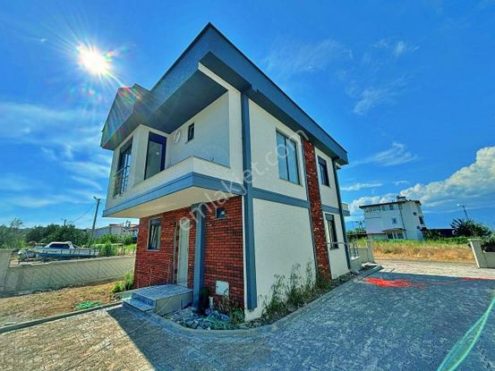 Uytundan Pelitköyde Denize 50 M Deniz Manzaralı Lüks 3+1 Villa