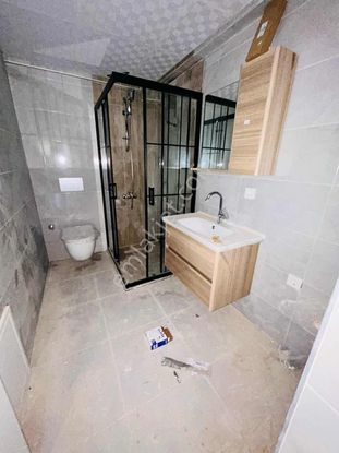 Muradiye Mah Satılık 3+1 Ebeveyn Banyolu Daire