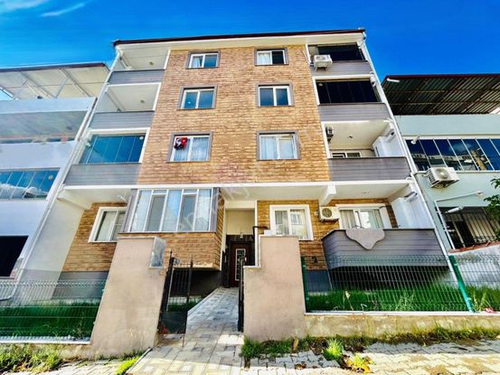 👉edremit Tuzcumurat'ta 👈aygül'den 4 Yaşında Ön Cephe Ayrı Mutfaklı Doğalgazlı 2+1 Satılık Daire 🏡