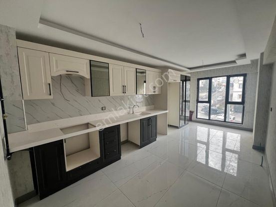 Atapark'ta Manzaralı E.banyolu Sıfır 3+1 Daire