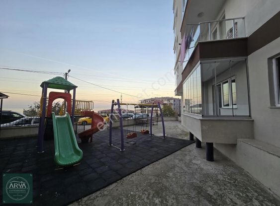 Arya Gayrimekul'den Geniş Deniz Manzaralı 2+1 Kiralık