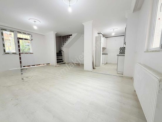 Net'den Osmangazi Mah'de Atatürk Cadde Yakını 3+1 Ters Dubleks