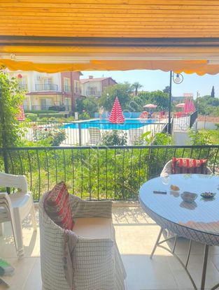 Sitede Manzaralı Köşe Konum