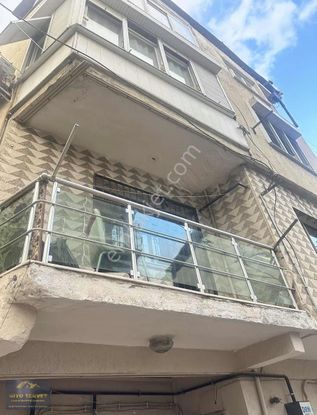 Bayraklı Refik Şevket İnce Mah Kiralık 2+1