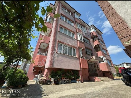 Adapazarı Şeker Mahallesi'nde Satılık 3+1 Daire